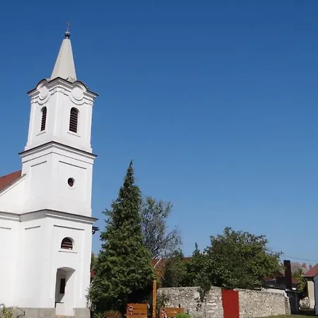 Сasa de vacaciones Edelmann Panzió Balatonakali