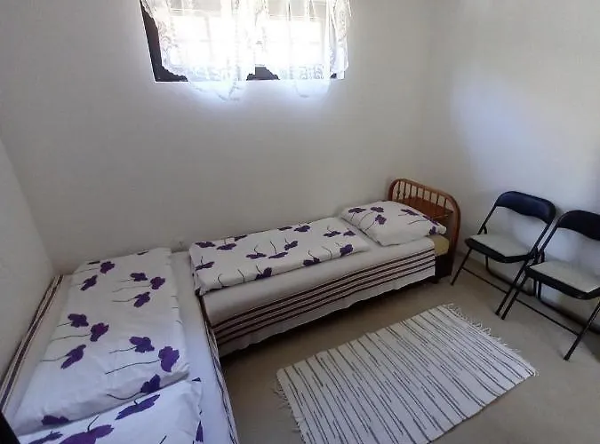 Edelmann Panzio * Balatonakali